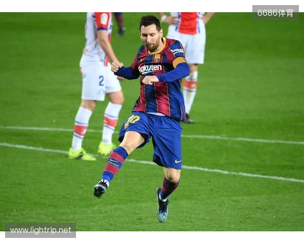 首秀惊艳!万项代表杜利亚伊足球学院首发出战,帮助球队大胜 首秀惊艳!万项代表杜利亚伊足球学院首发出战,帮助球队大胜