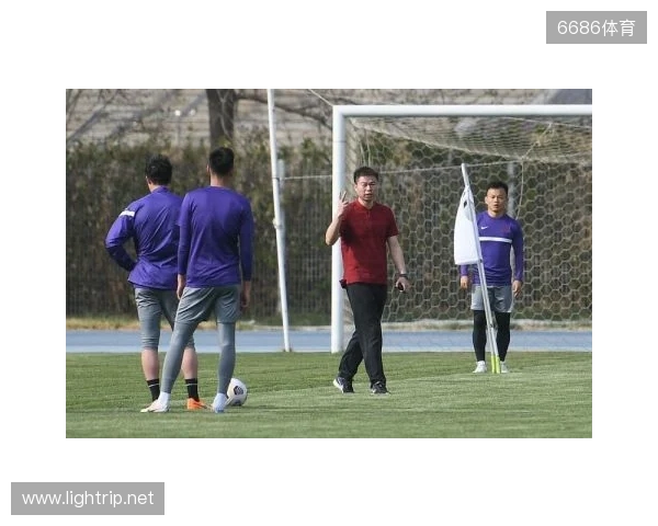 于根伟：我们对重点球员盯防不成功，客场作战不够适应拼劲不足